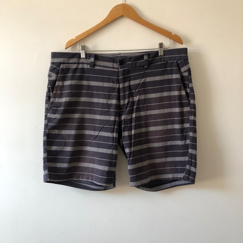 Lululemon Commission Short Chino 9"